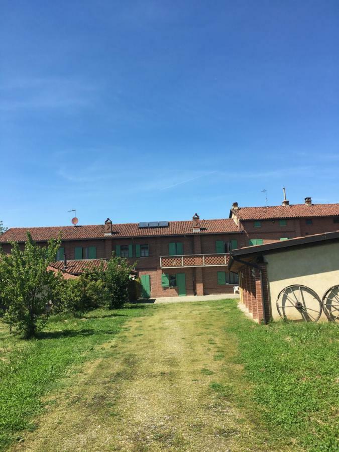 Bed & Breakfast Il Mio Gelso Villanova d'Asti エクステリア 写真