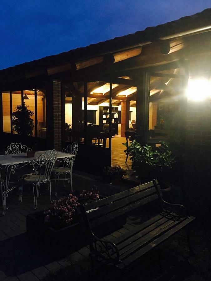 Bed & Breakfast Il Mio Gelso Villanova d'Asti エクステリア 写真